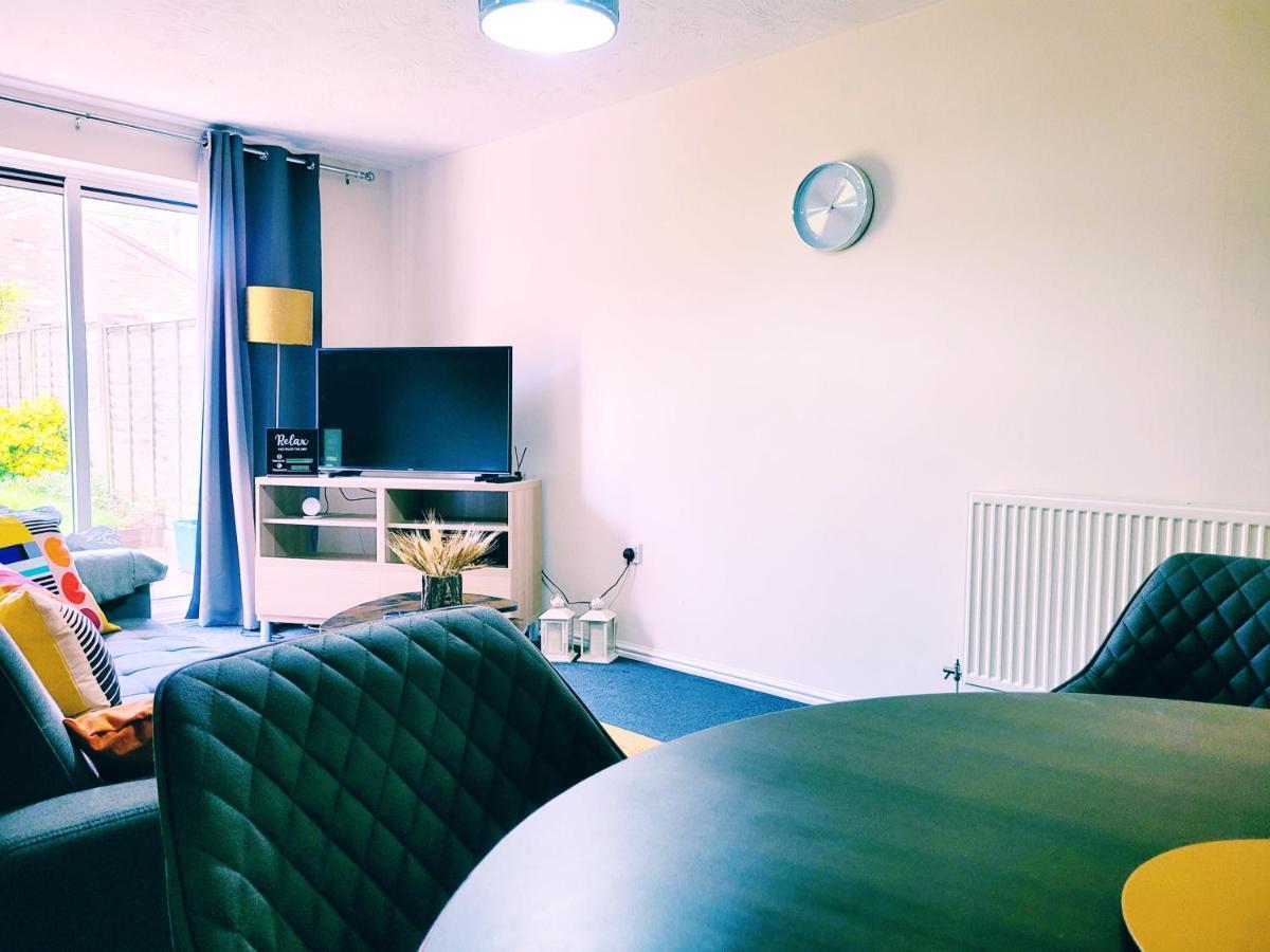 Modern 2 Bed House- Free Parking And Close To The Centre ブリストル エクステリア 写真