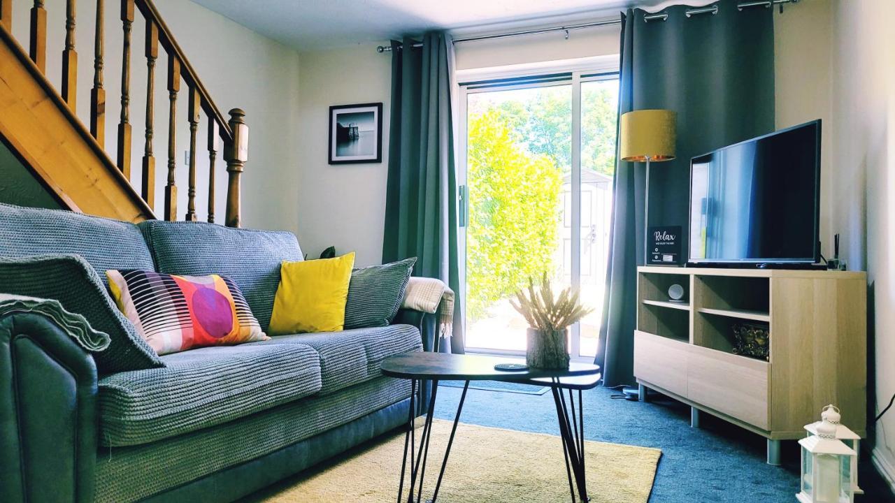 Modern 2 Bed House- Free Parking And Close To The Centre ブリストル エクステリア 写真